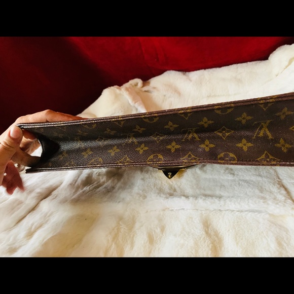 LV Briefcase...BEAUTIFUL💜 - Picture 6 of 9